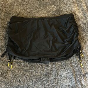 Jessica Simpson Black Ruched Swim Skirt size 3X